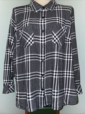 CJ Banks Women’s 3X Black White Plaid Button Front Shirt Plus Size